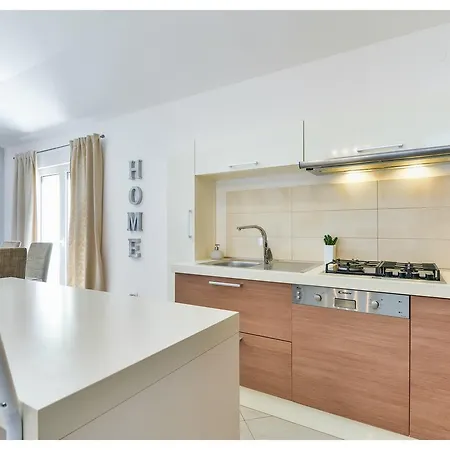 Апартаменты Aprtment Close To Center