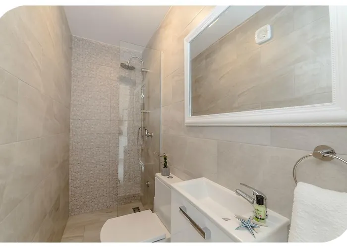 Aprtment Close To Center Zadar