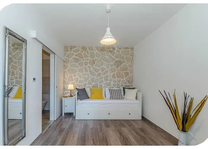 Aprtment Close To Center Zadar